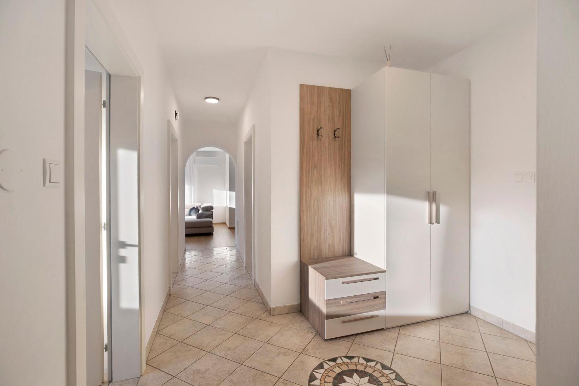 Apartment Sonnblick Kaltern Exteriör bild